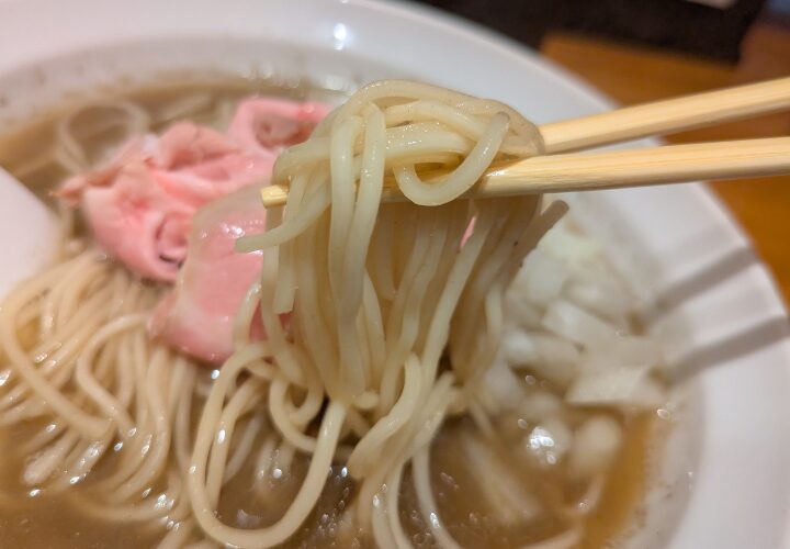 丿貫（へちかん）木更津店の煮干し蕎麦の麺