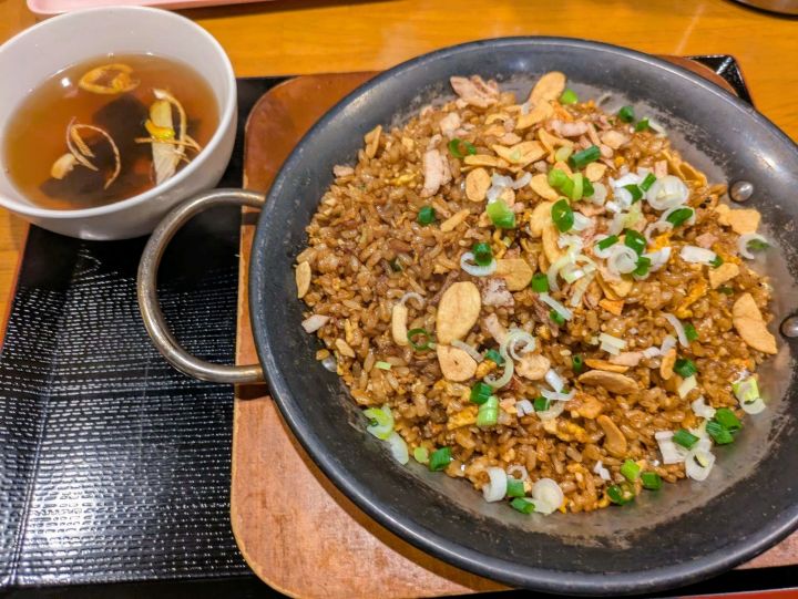 幸せのれんげ　ガーリック炒飯