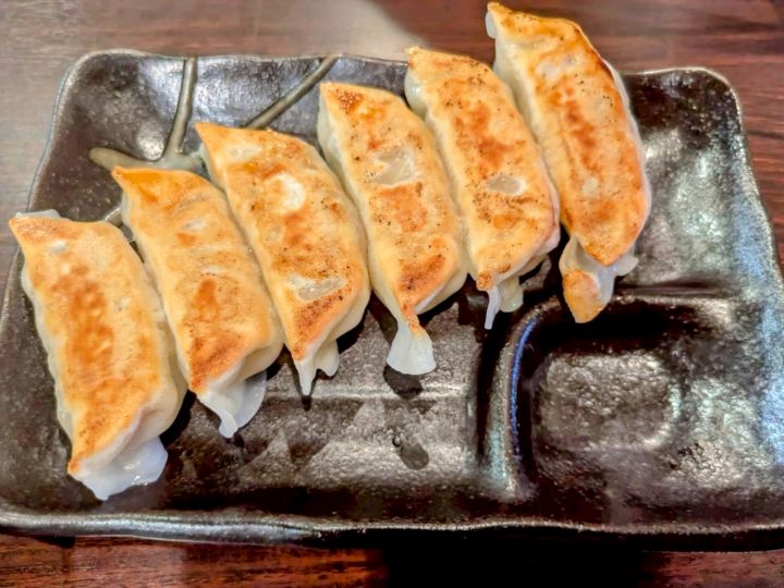 横浜家系ラーメン吟家　餃子