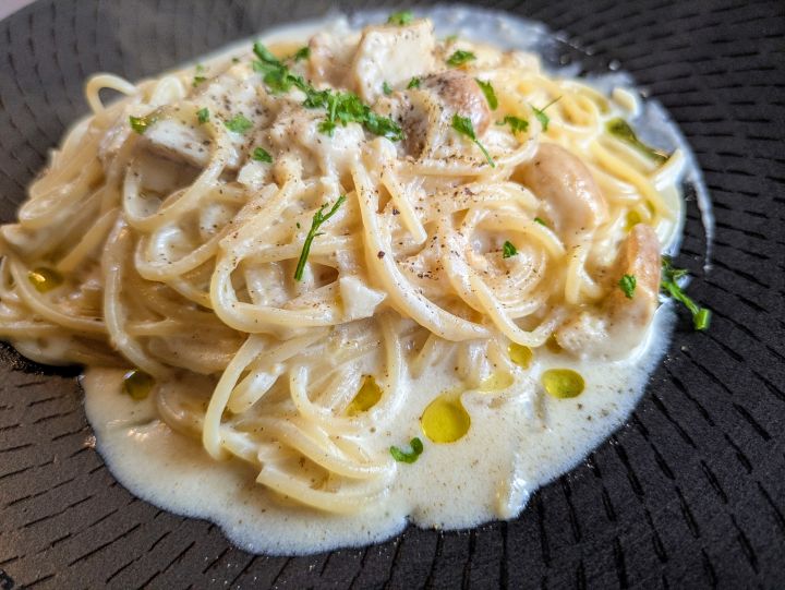 木更津市 トラットリア クオーレ(trattoria cuore)ポルチーニ茸のクリームパスタ