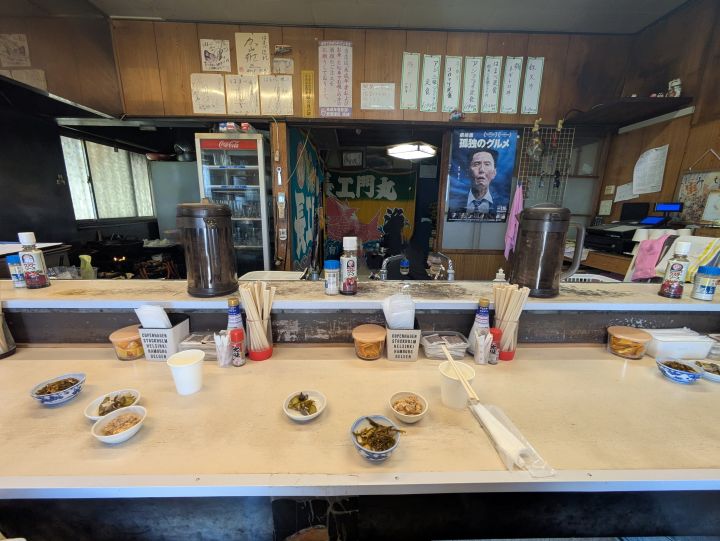 漁師めしはまべの店内の様子