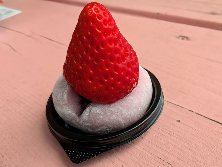 ショップで販売されているいちご大福